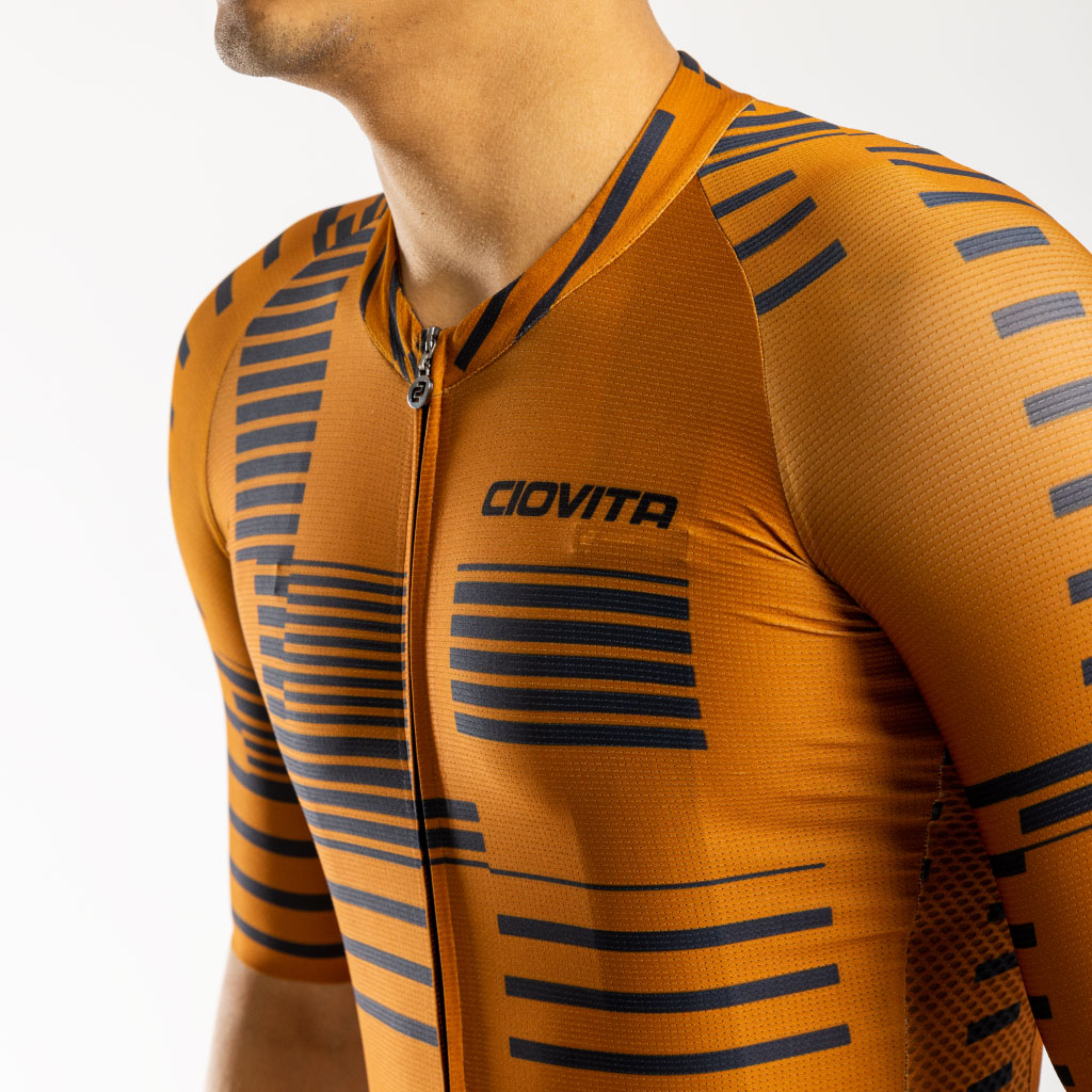 Men&#39;s Strisce Corsa Race Fit 2.0 Jersey (Rust)