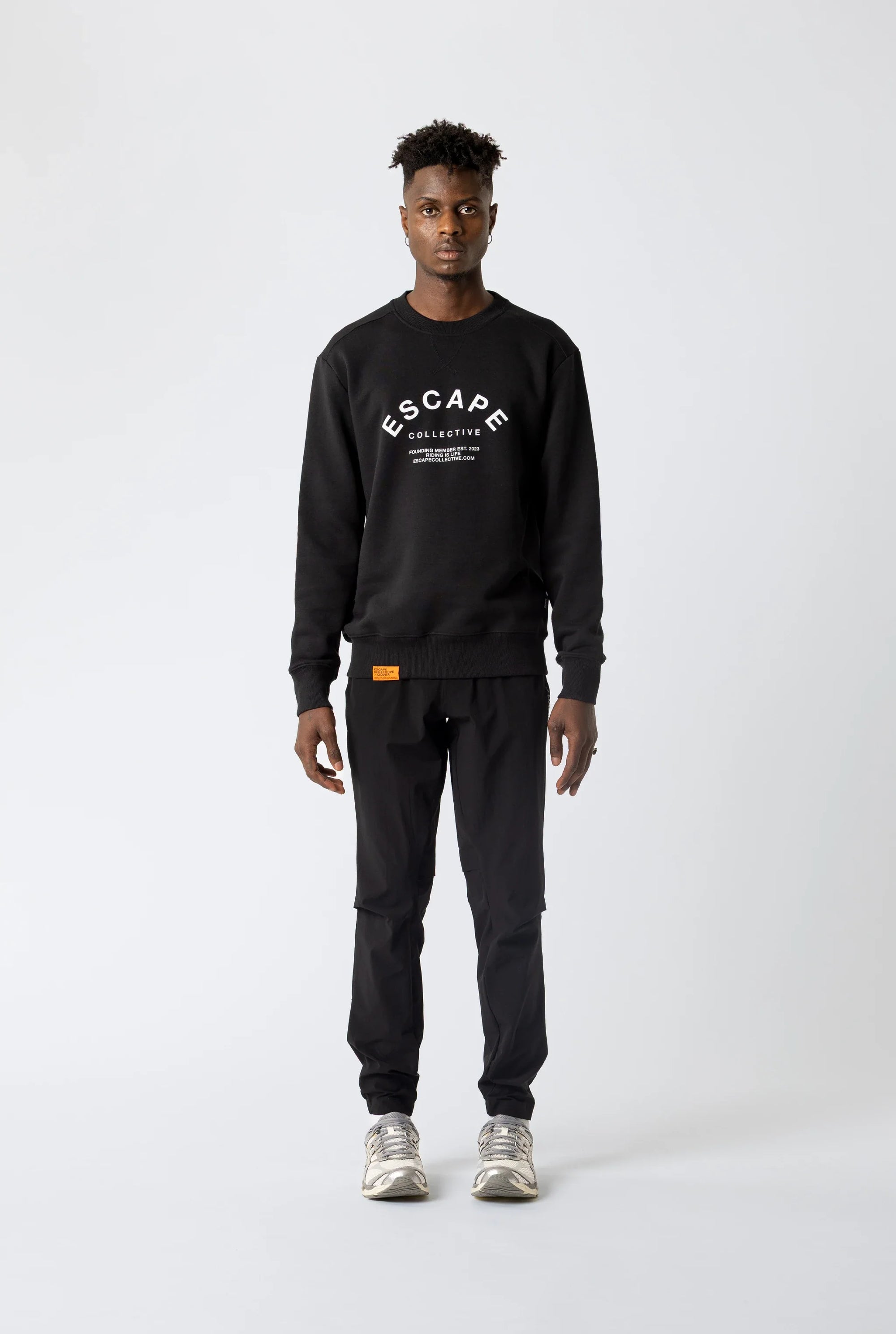 Unisex Escape Collective Crew Neck Sweater (Black)