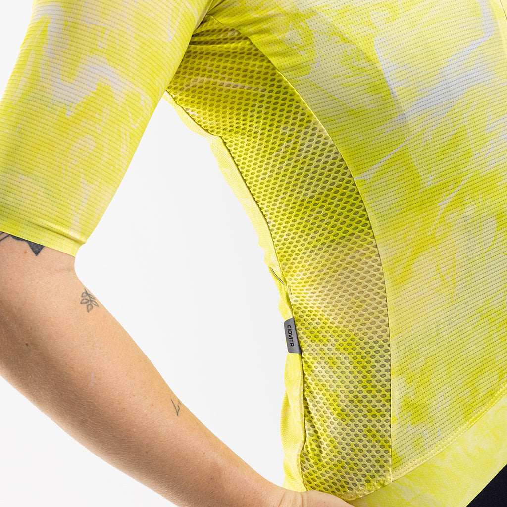 Women&#39;s Fumo Race Fit Jersey (Cyber)