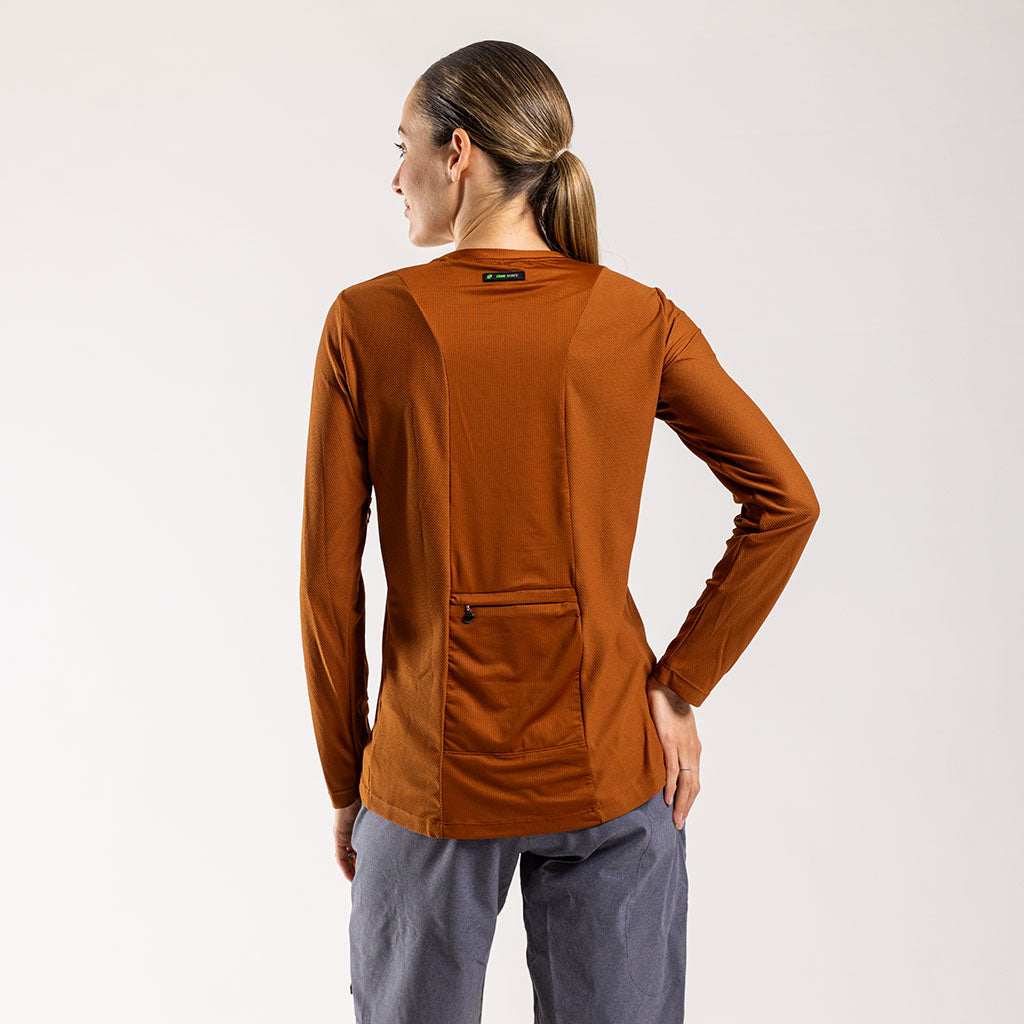 Women&#39;s AR Long Sleeve Trail Tee (Rust)