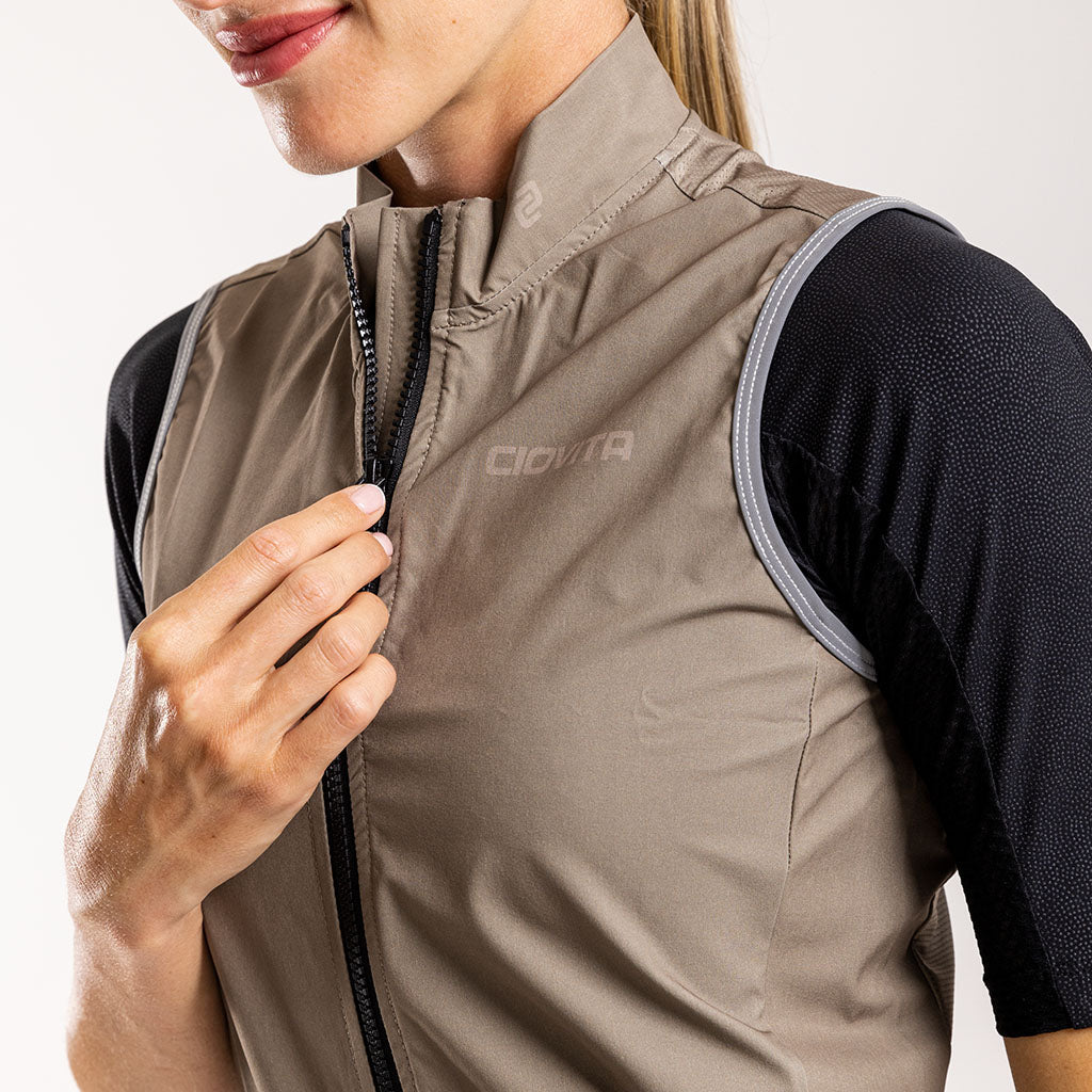 Women&#39;s Tinta Gilet (Sand)